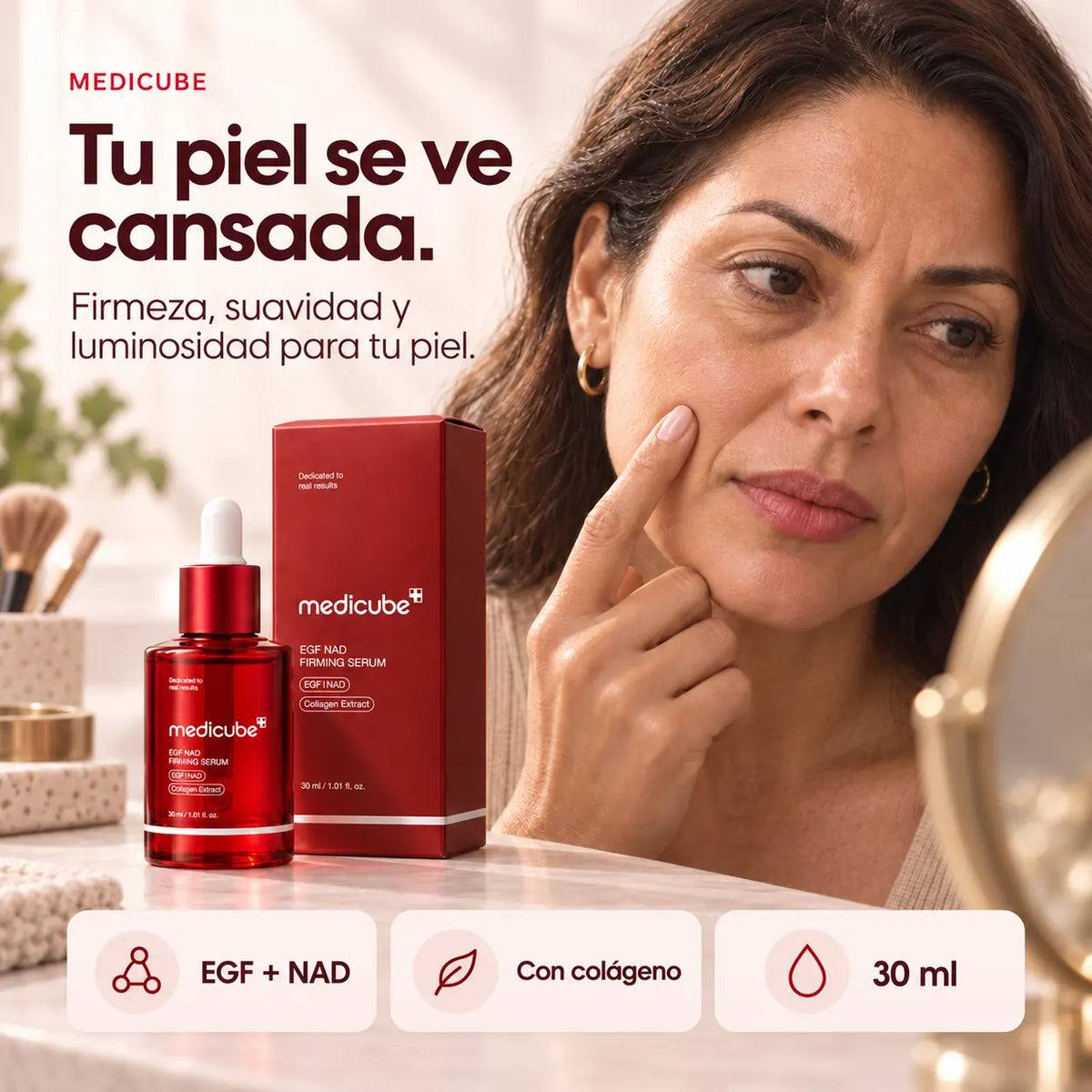 Frasco y caja rojos sobre una superficie de estudio clara.