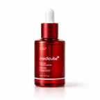1 frasco de sérum Medicube; cantidad exacta.